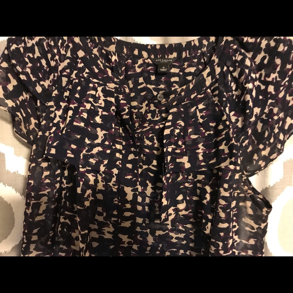 Short sleeve blouse